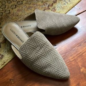 Lucky Brand Brynnuh Taupe Mule Size 7.5 EUC
